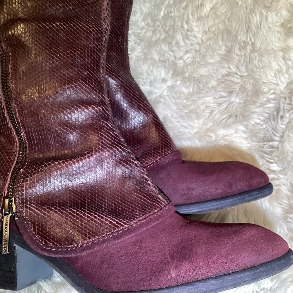 Donald J.Pliner Devi Burgundy Knee-High Boots size 8